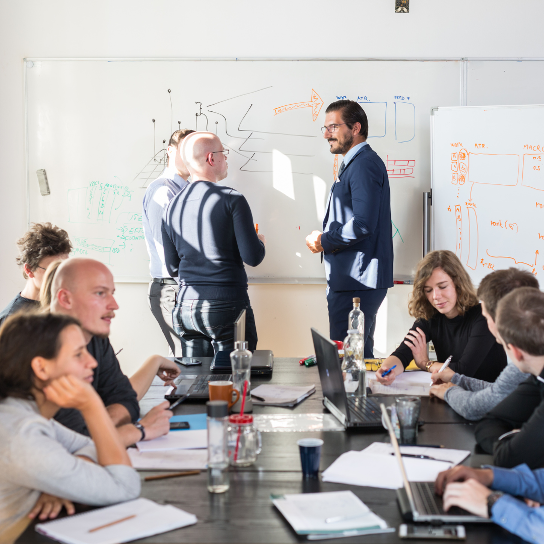Software educativo y empresarial